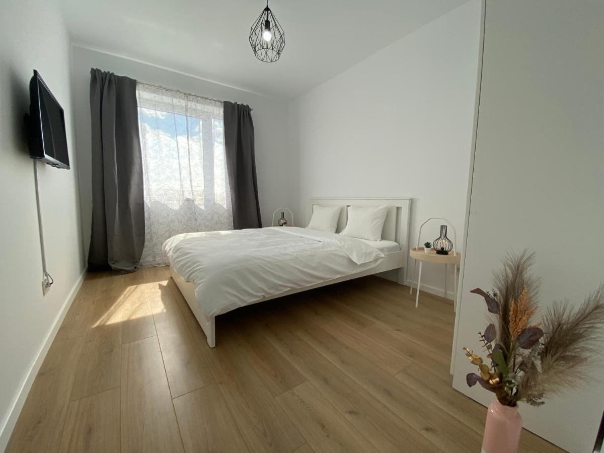 Zen Residence Орадеа Екстериор снимка