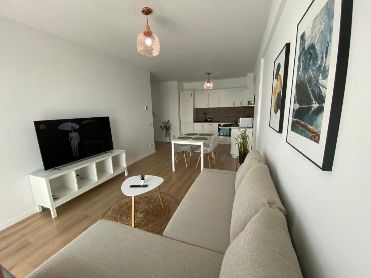 Zen Residence Орадеа Екстериор снимка