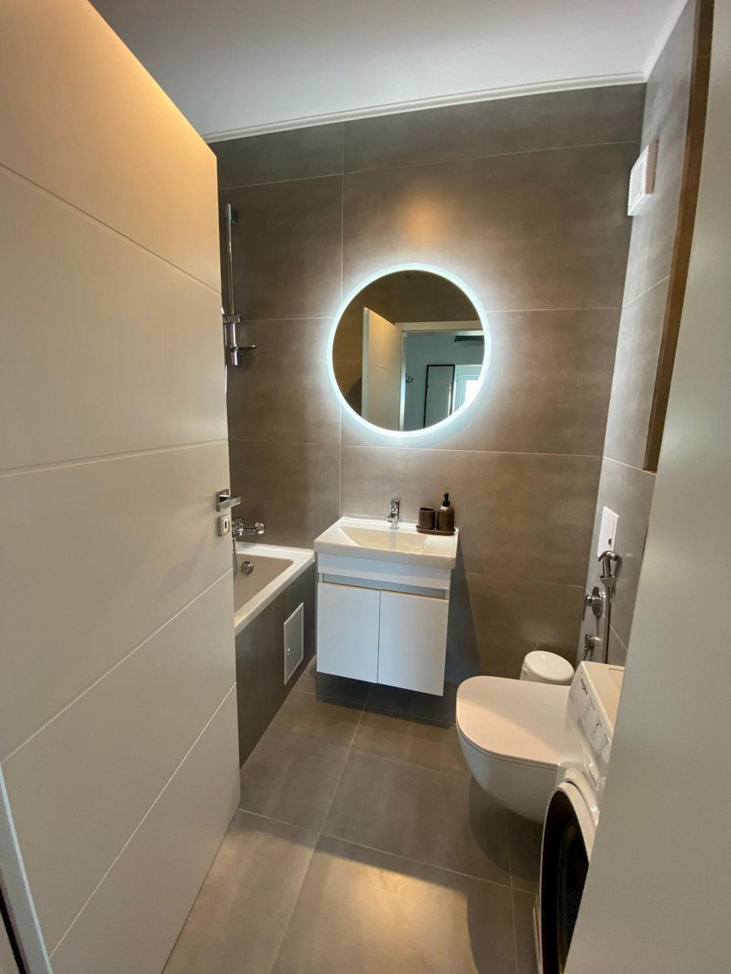 Zen Residence Орадеа Екстериор снимка