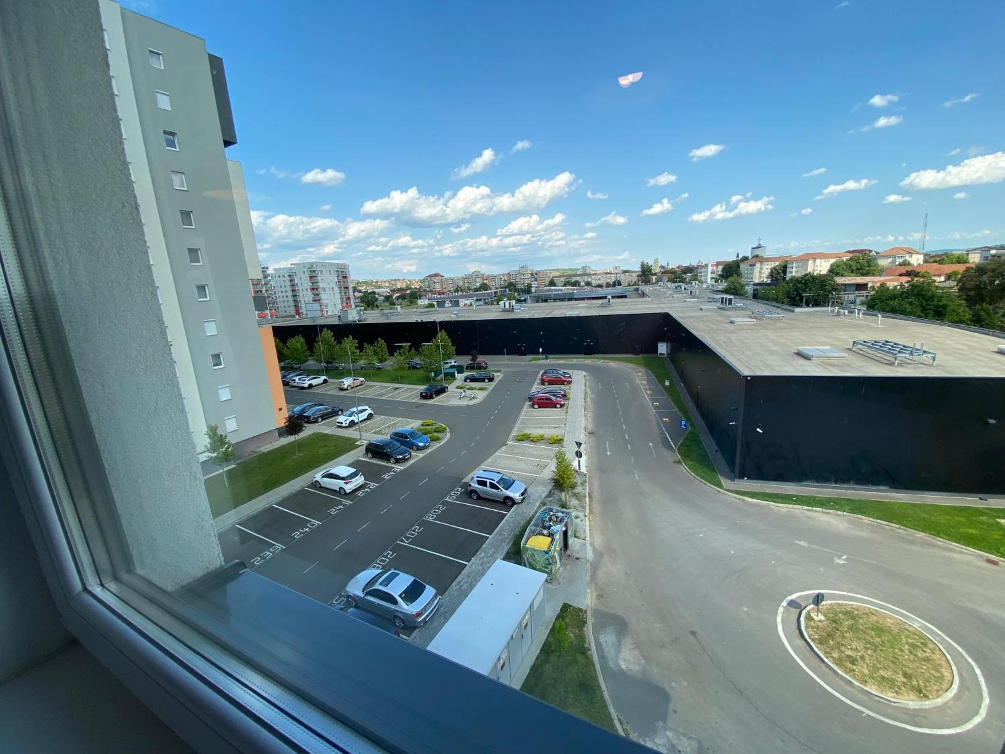 Zen Residence Орадеа Екстериор снимка